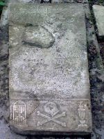 № Н3. Кольское городское кладбище на Каменном острове. Безымянная надгробная плита 1821 г. Фотография. 2010 г.